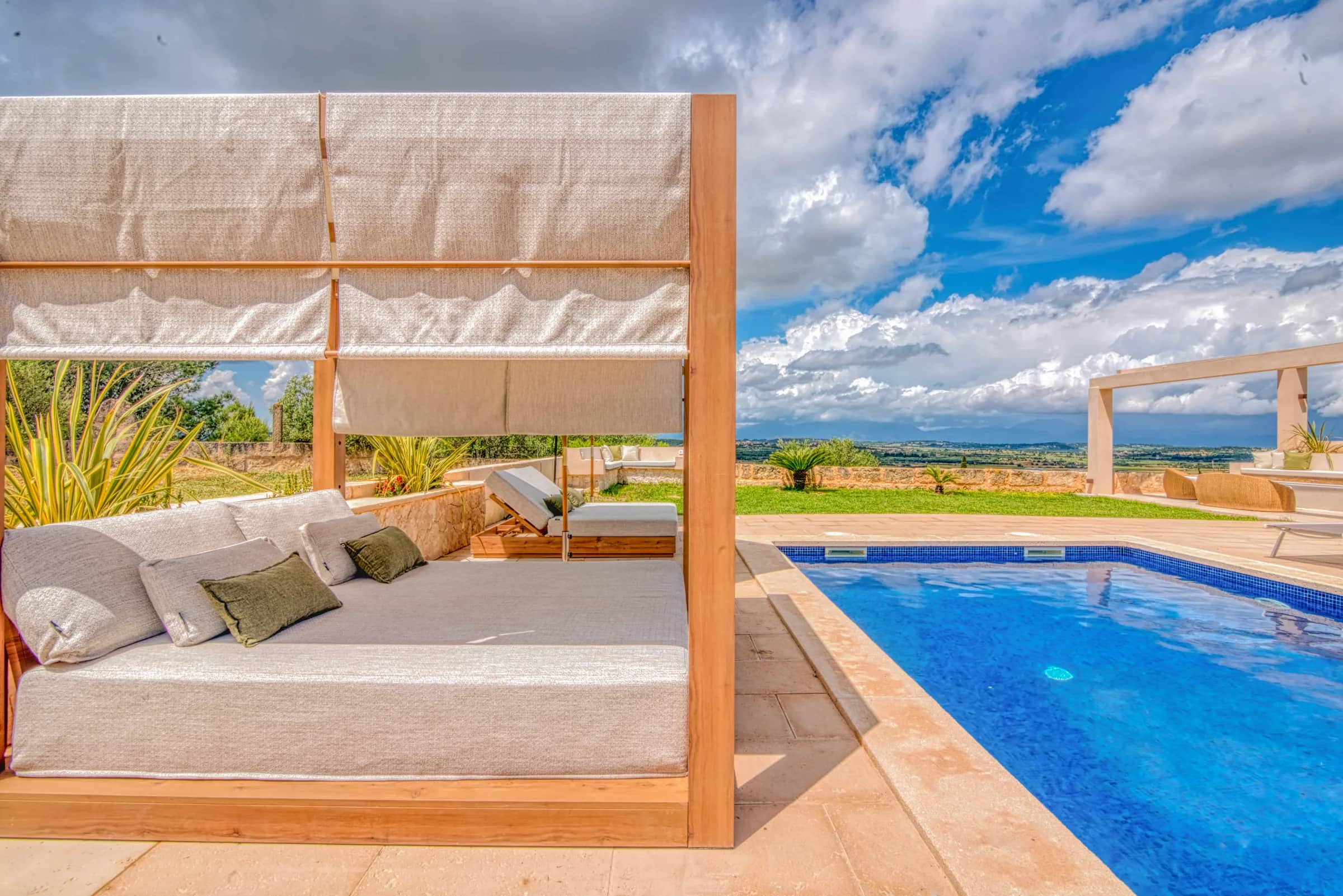 Luxe Mansion | Best Sunset View | Pool | BBQ | Gym — photo 3