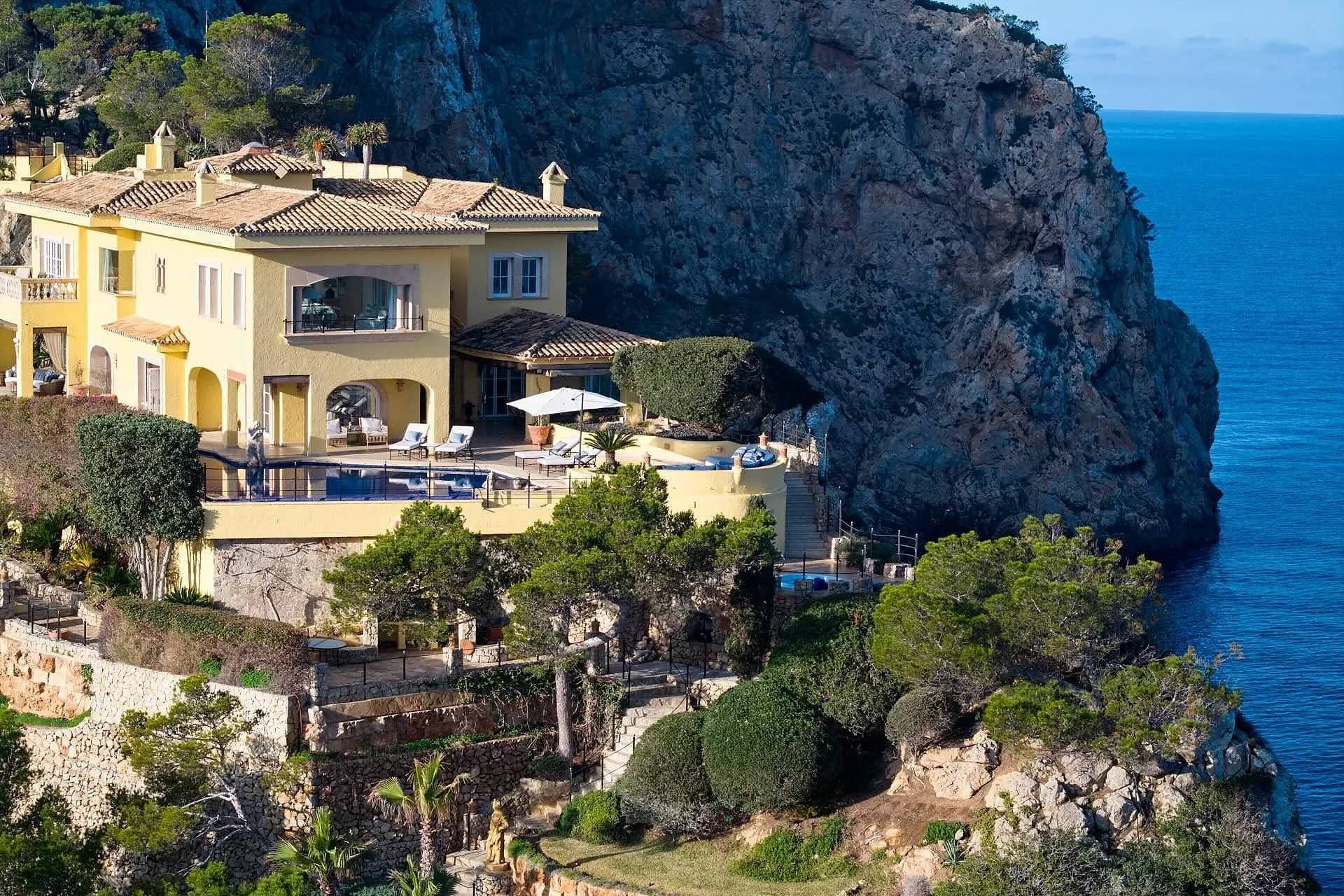 Villa Yellow Castle — photo 3